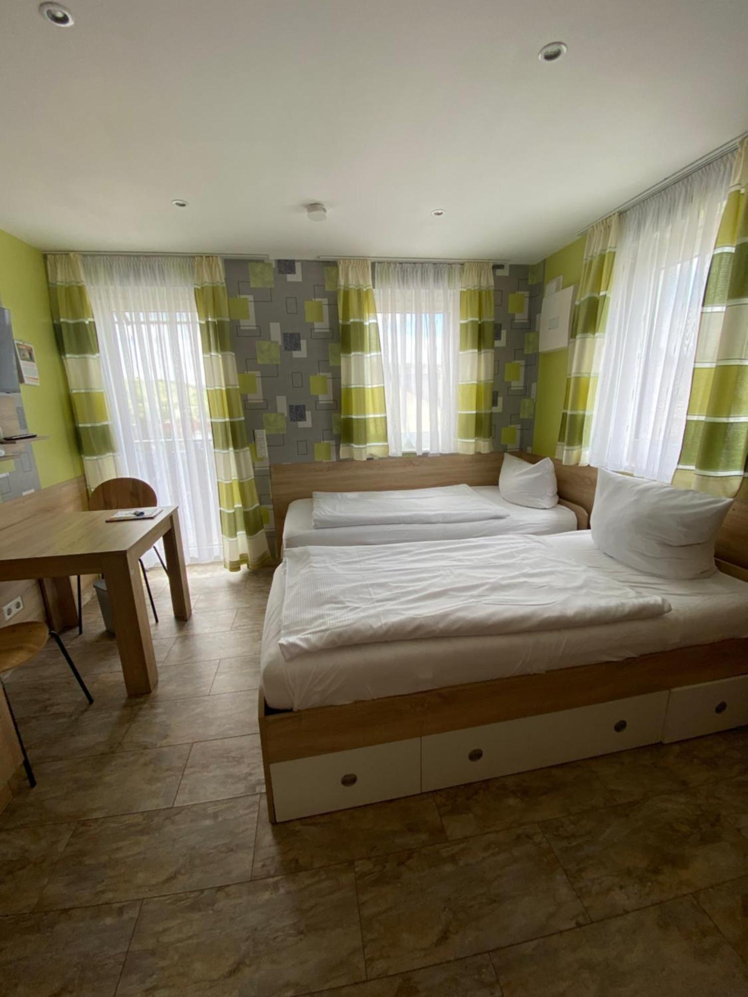 Mowo Kirchberg Hotel Wurzburg Bagian luar foto